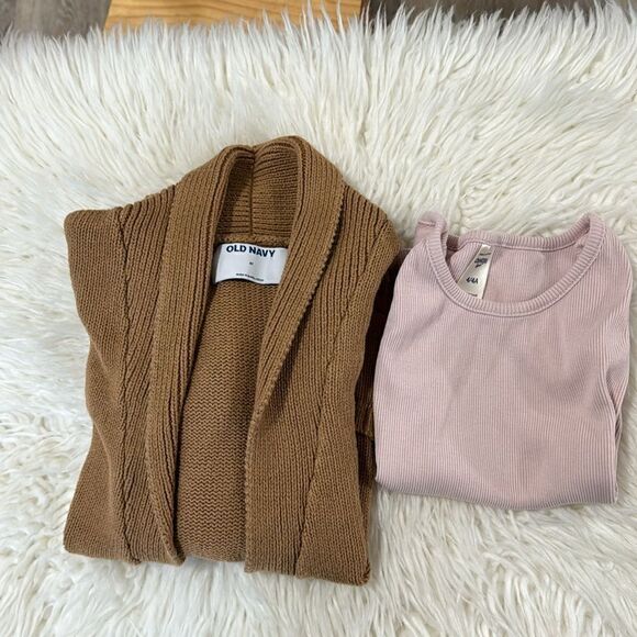 DISNEY PRINCESS SHIRTS OLD NAVY CARDIGAN BUNDLE SIZE 4T - Picture 5 of 7